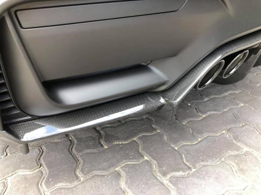 Детали экстерьера BMW M4 Convertible by Vorsteiner & RACE! 2019 года  (фото 4 из 6)